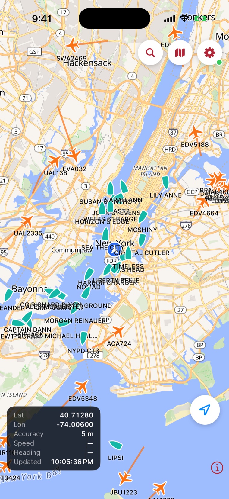 Cielos iOS app live map over New York with aircraft, vessels, and the user's position